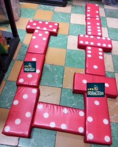 DOMINO GIGANTE DOMINO GIGANTE