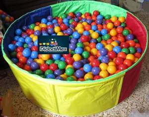 ALBERCA DE ESTIMULACION TEMPRANA ARMABLE REDONDA FORRO EN VINIL ALBERCA DE ESTIMULACION TEMPRANA ARMABLE REDONDA FORRO EN VINIL