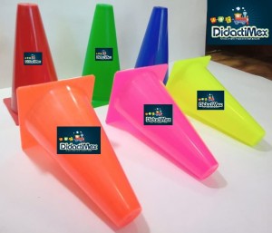 CONOS DEPORTIVOS PARA ENTRENAMIENTO CONOS DEPORTIVOS PARA ENTRENAMIENTO