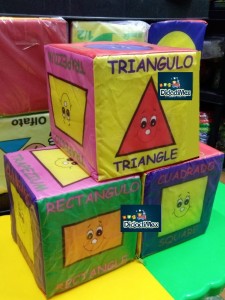 CUBO DE FIGURAS GEOMETRICAS CUBO DE FIGURAS GEOMETRICAS