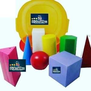 CUERPOS GEOMETRICOS CON 8 PIEZAS 