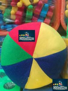 PELOTA CON CASCABEL PELOTA CON CASCABEL