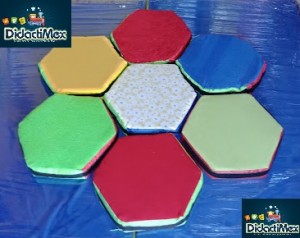 TAPETE HEXAGONAL DE 7 TEXTURAS DE ESTIMULACION TEMPRANA 